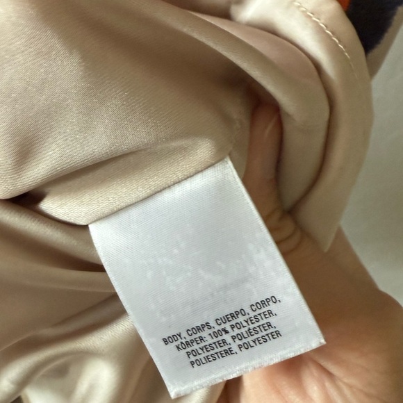 Elevenses|Anthropologie Off-Shoulder romper in multicolor Artsy print•••size 6 - Picture 8 of 13